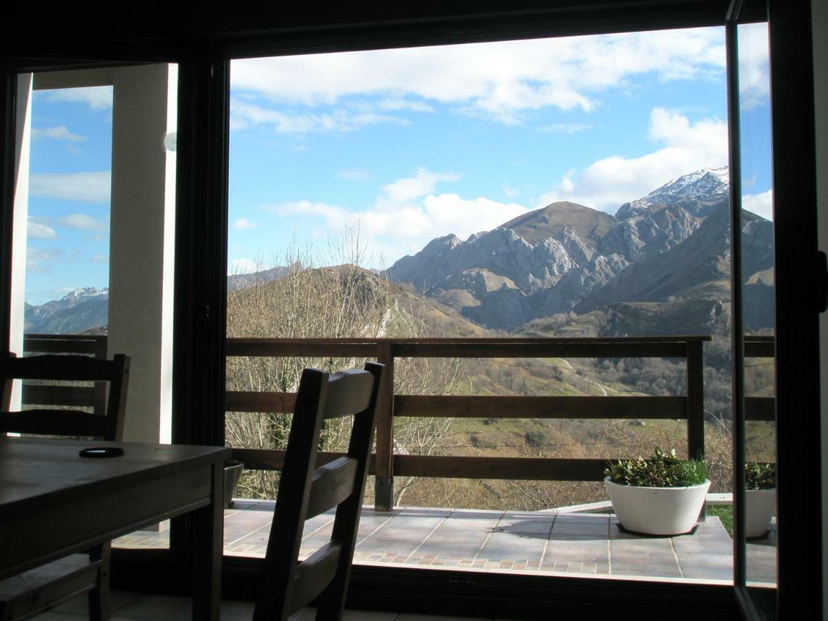 La Senda Del Casano Villa Canales  Eksteriør billede